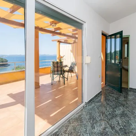 Apartman Frka Sali